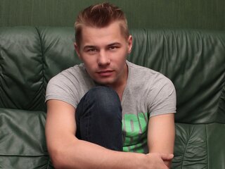 Adult JustinGreat